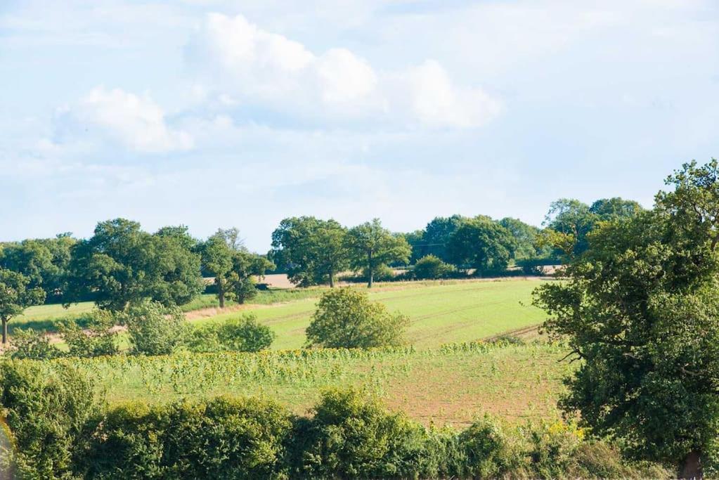 The Stables, Relax In 5 Star Style And Comfort With Lovely Walks All Around Maplestead Exterior foto